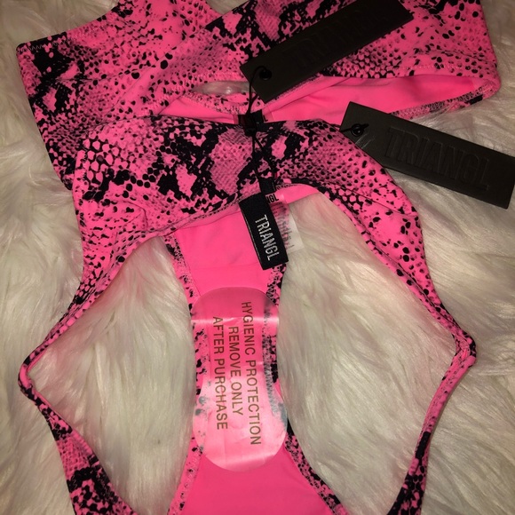Triangl Bikini - Picture 3 of 6